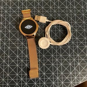 Barely used Fossil women’s smartwatch